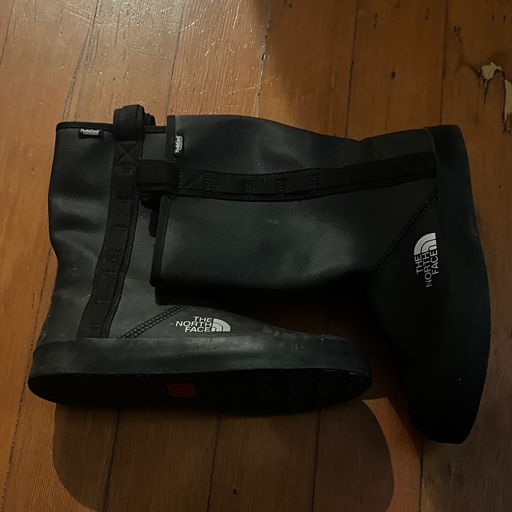 The North Face Black Outdoor Boots - Picture 4 of 8